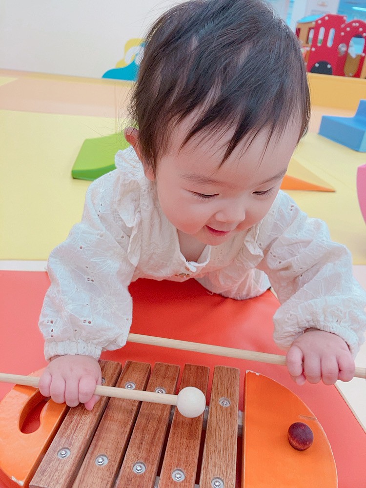 赤ちゃんのための0歳遊び: 可能性を広げるアクティビティ